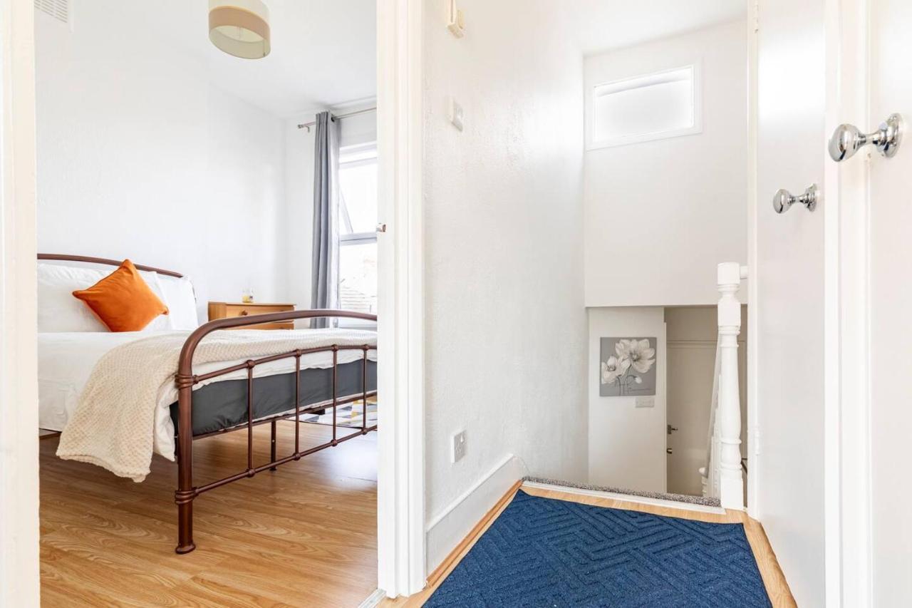 Large, Bright And Spacious 3 Bed Flat In לונדון מראה חיצוני תמונה